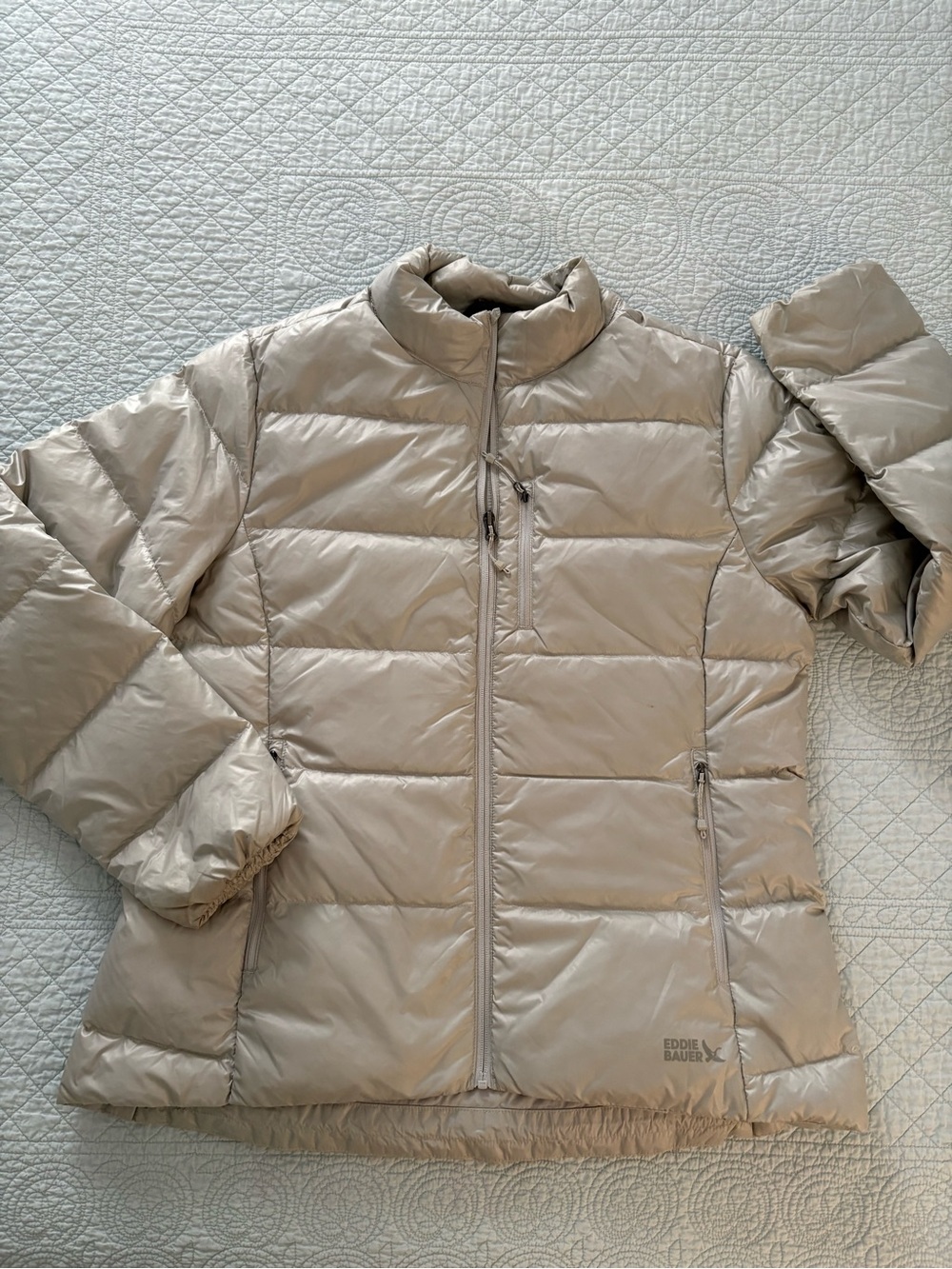 Eddie Bauer down packable jacket. Size XL.